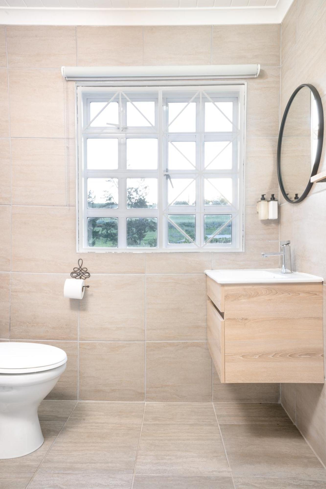 Avemore Winelands - Wood Fired Hottub And Full Power Back Up Apartment *