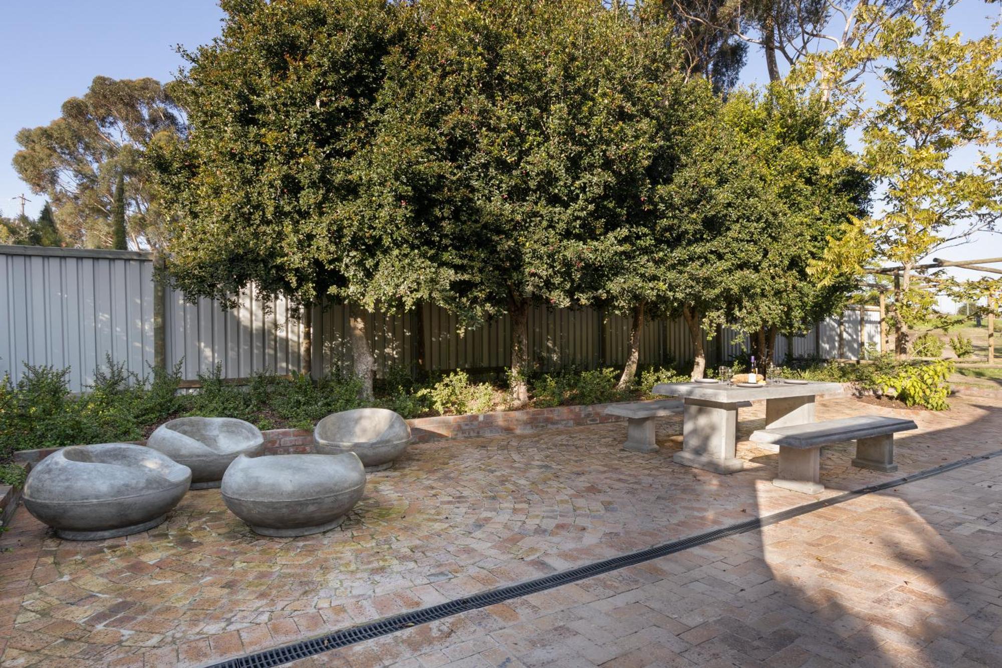 Avemore Winelands - Wood Fired Hottub And Full Power Back Up Apartment *